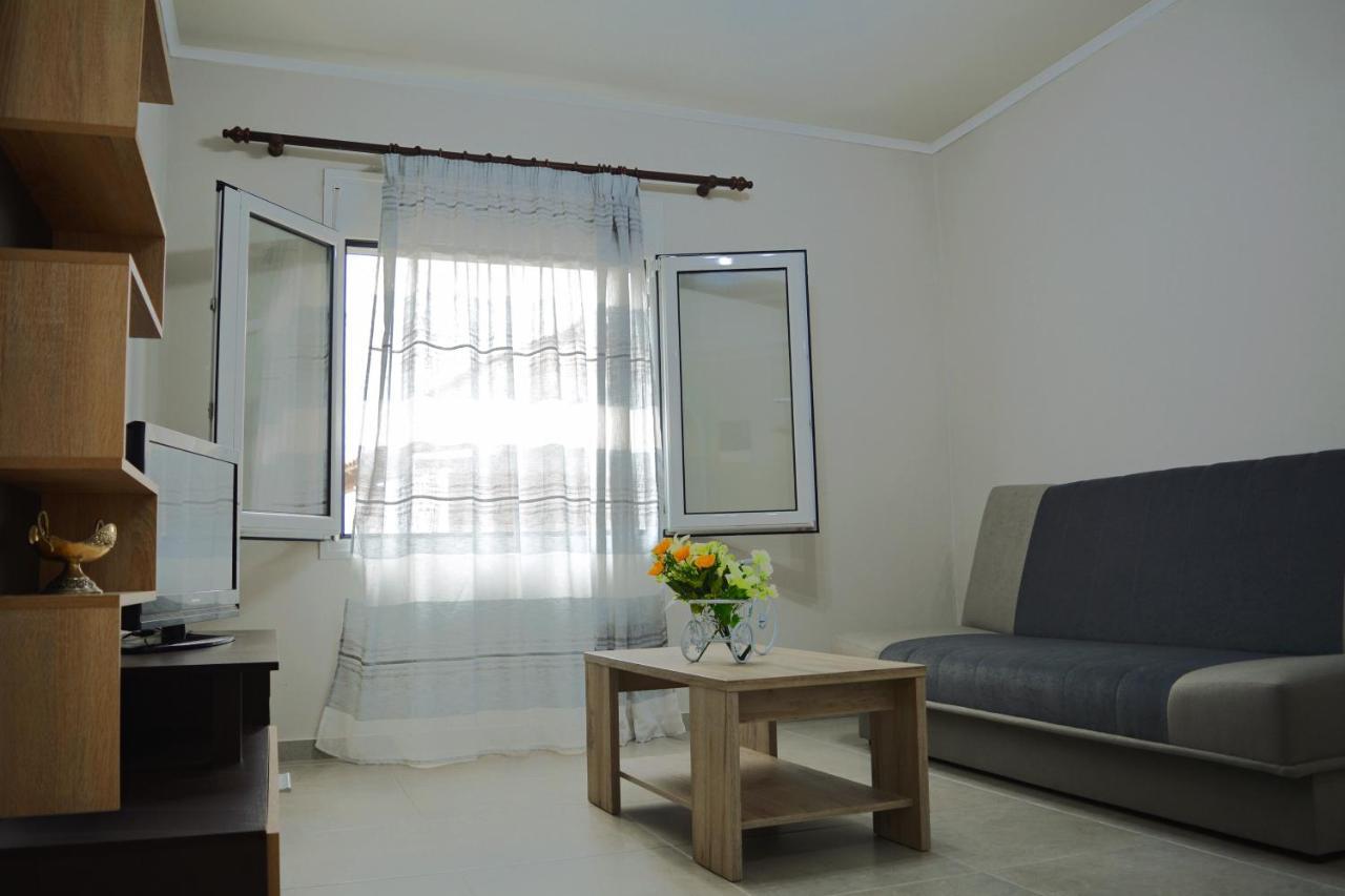 Spiros Full House In Marathias Apartment Luaran gambar