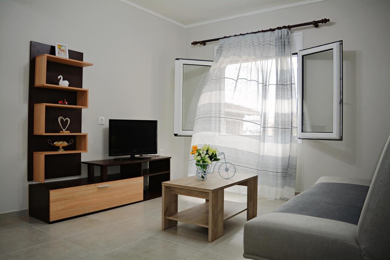 Spiros Full House In Marathias Apartment Luaran gambar